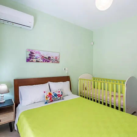 Elena * Chania (Crete)